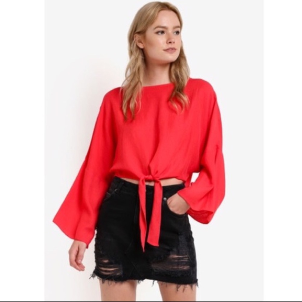 TOPSHOP Knot Front Blouse